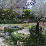Сasa de vacaciones Maison De A Louer Dans Le Gard Provencal, Semaine De 7 Jours Minimum, Samedi Au Samedi, 10 Personnes, Du Colombier