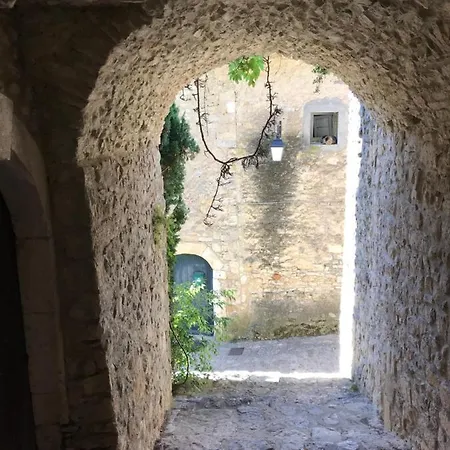 Ferienhaus Maison De A Louer Dans Le Gard Provencal, Semaine De 7 Jours Minimum, Samedi Au Samedi, 10 Personnes, Du Colombier *