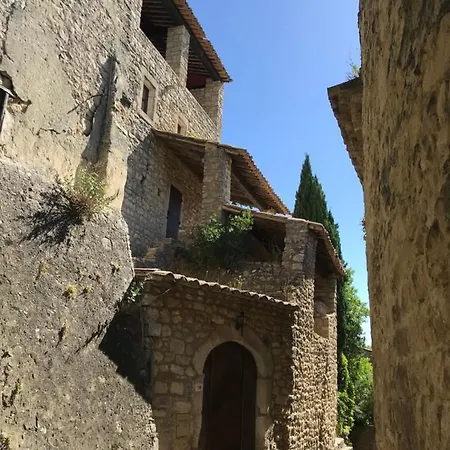 Maison De A Louer Dans Le Gard Provencal, Semaine De 7 Jours Minimum, Samedi Au Samedi, 10 Personnes, Du Colombier Ferienhaus *