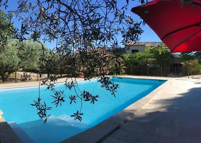 Maison De A Louer Dans Le Gard Provencal, Semaine De 7 Jours Minimum, Samedi Au Samedi, 10 Personnes, Du Colombier Tatil Evi Saint-Michel-d'Euzet
