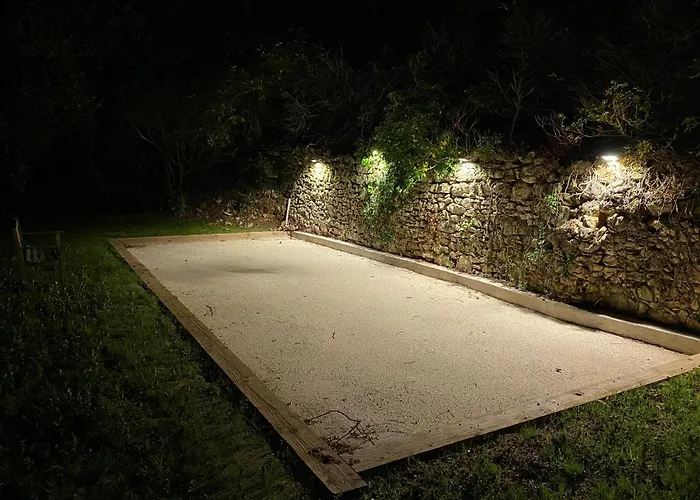 Semesterbostad Maison De A Louer Dans Le Gard Provencal, Semaine De 7 Jours Minimum, Samedi Au Samedi, 10 Personnes, Du Colombier