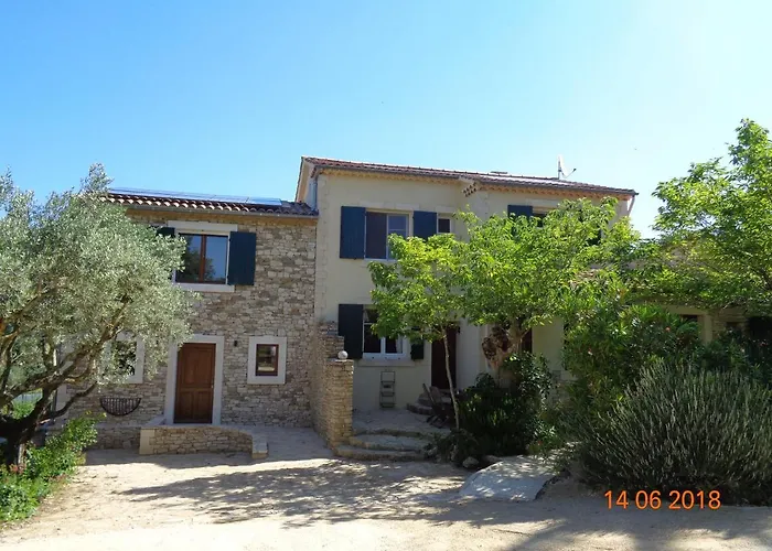 Semesterbostad Maison De A Louer Dans Le Gard Provencal, Semaine De 7 Jours Minimum, Samedi Au Samedi, 10 Personnes, Du Colombier *