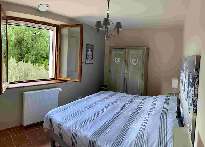 Maison De A Louer Dans Le Gard Provencal, Semaine De 7 Jours Minimum, Samedi Au Samedi, 10 Personnes, Du Colombier Saint-Michel-d'Euzet