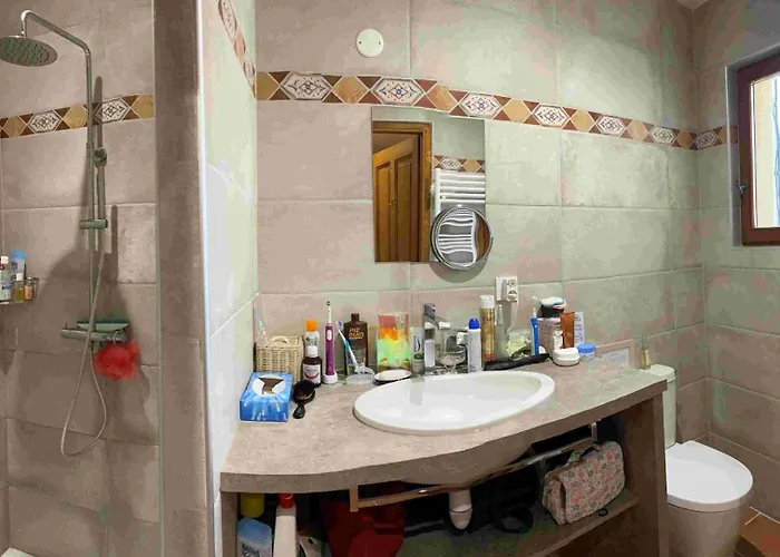 Maison De A Louer Dans Le Gard Provencal, Semaine De 7 Jours Minimum, Samedi Au Samedi, 10 Personnes, Du Colombier *